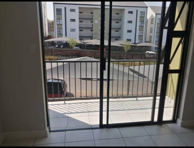 3 BEDROOM APARTMENT FOR SALE IN LINBRO PARK